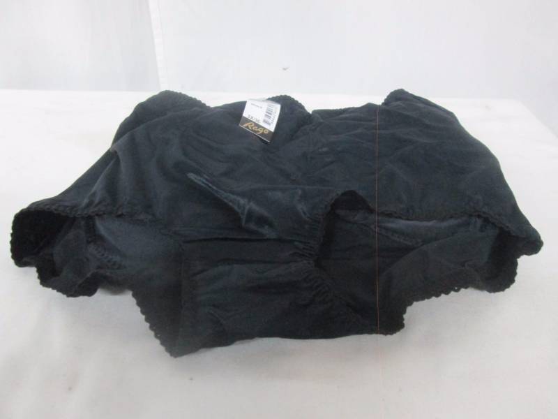 lot 110 image: Rago Padded Shaper Panty