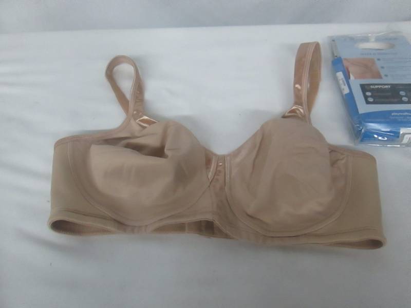 lot 87 image: Playtex 18-Hour Sensationally Sleek Wirefree Bra