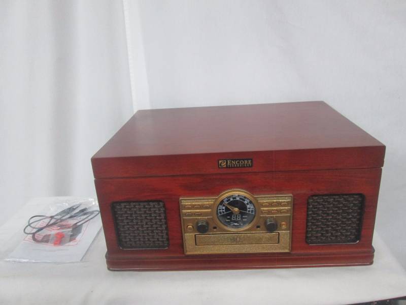 lot 16 image: Encore Technology Nostalgic Stereo