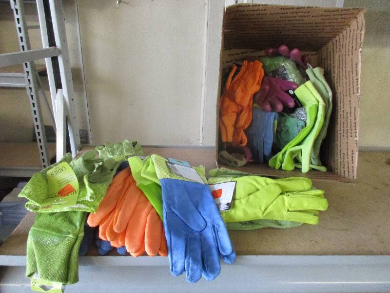 box of gloves