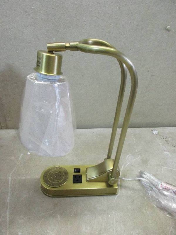 2 lamps w shades - new