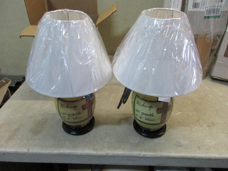 2 lamps