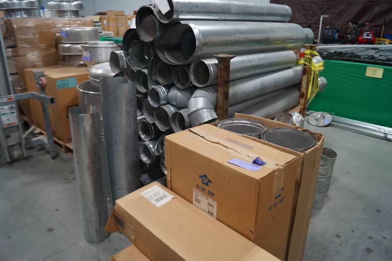 lot 10 image: Class B Assort Pipe