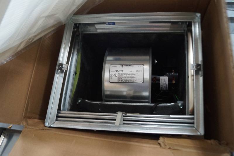 lot 18 image: Ceiling Exhaust Fan