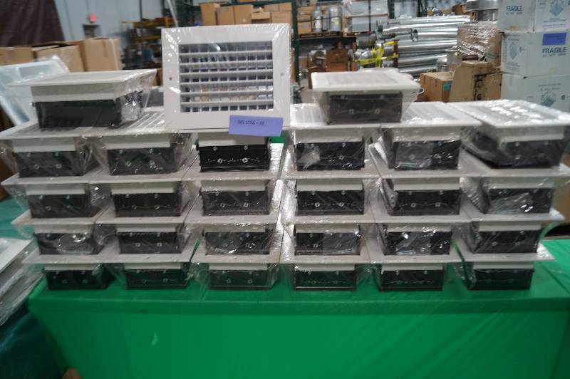 lot 26 image: Grills