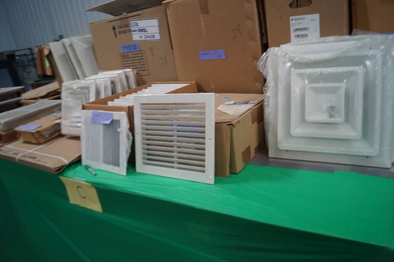 lot 29 image: Difusers & Grills