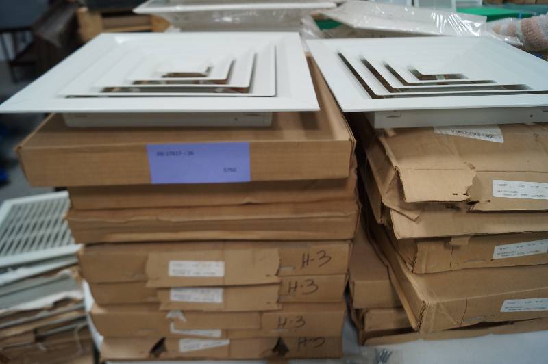 lot 31 image: Ceiling Difusers