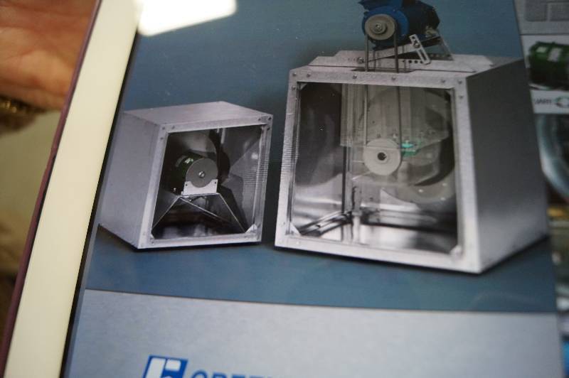 lot 4 image: Inline Duct Fan