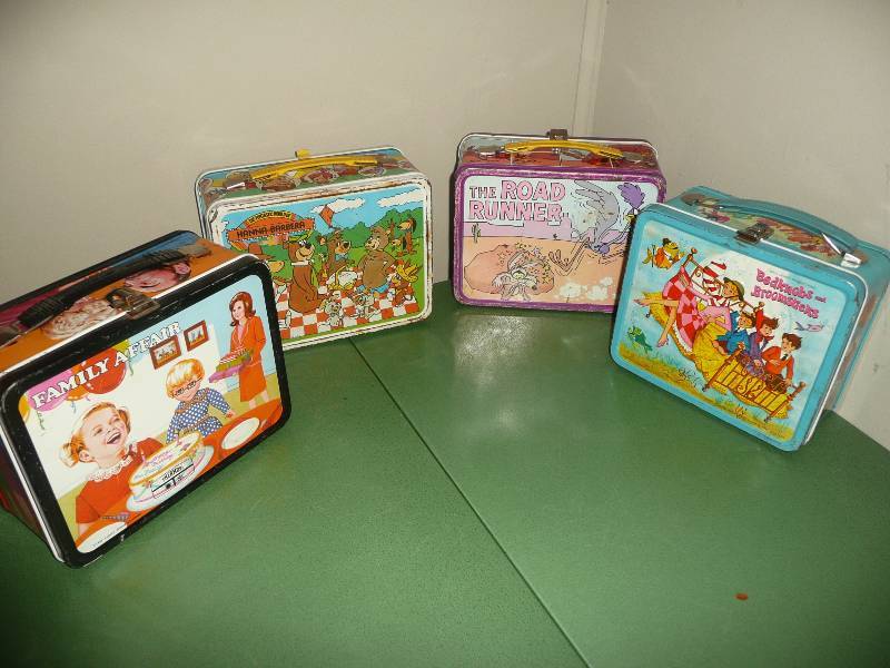 4 Vintage Original Lunch Boxes - see pictures