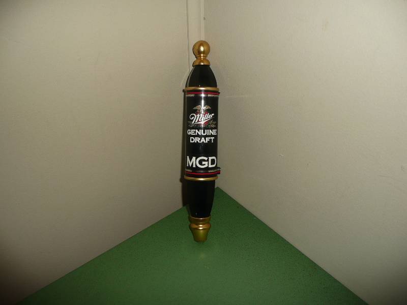 MGD Beer Tap Handle - very good condition - cool tap