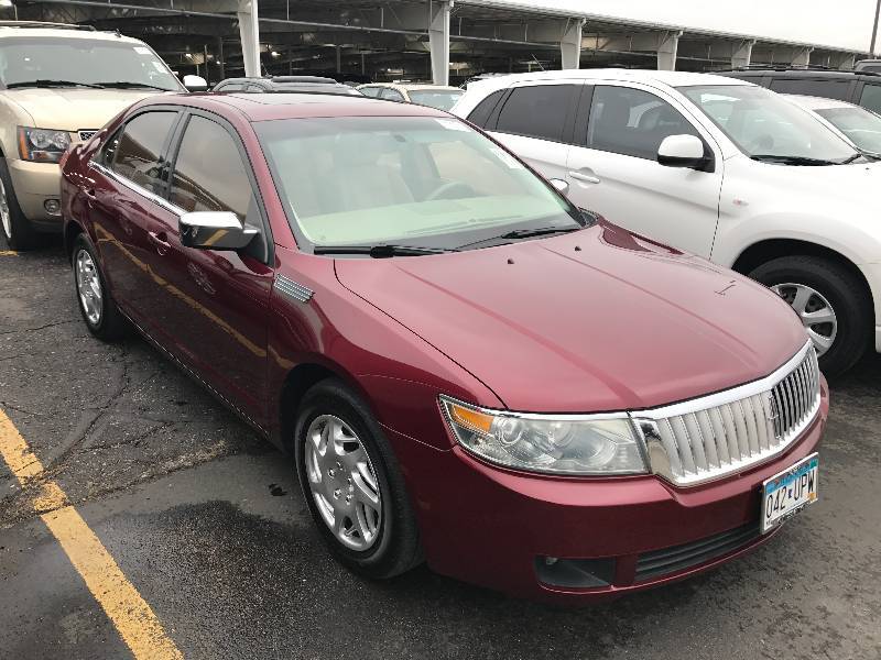 lot 6 image: 2006 Lincoln Zephyr