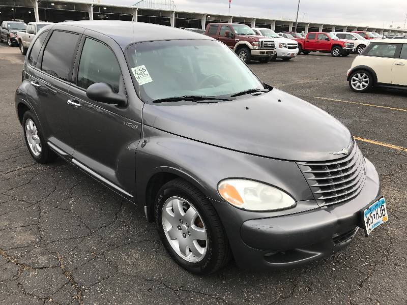 lot 18 image: 2004 Chrysler PT Touring Edition 2.4L Turbo