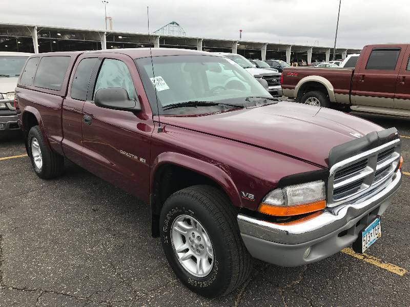 lot 21 image: 2001 Dodge Dakota SLT 4x4
