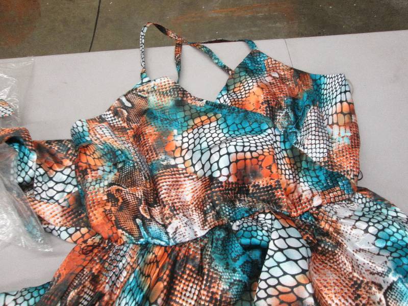 lot 115 image: XL Womens Sundress with belt...