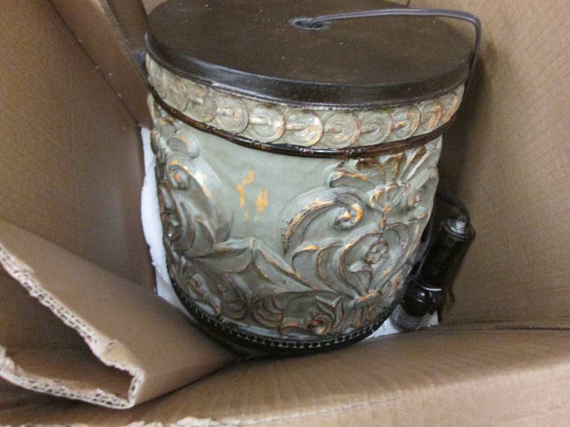 lot 121 image: Broad Based Lamp with shade open bo...