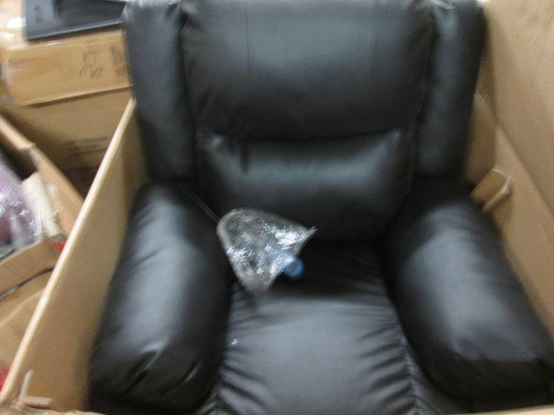 lot 185 image: Massage Recliner open box , slice i...