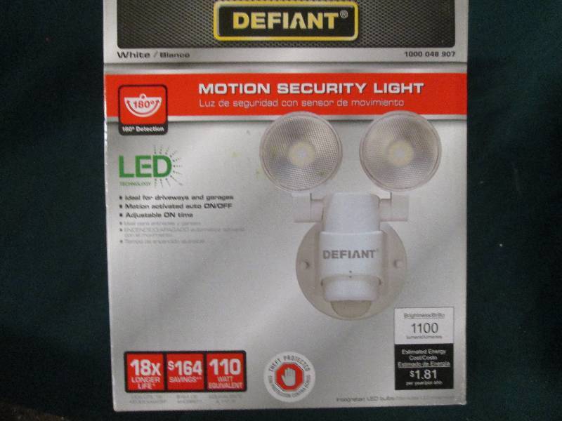 defiant LED motion security light o...