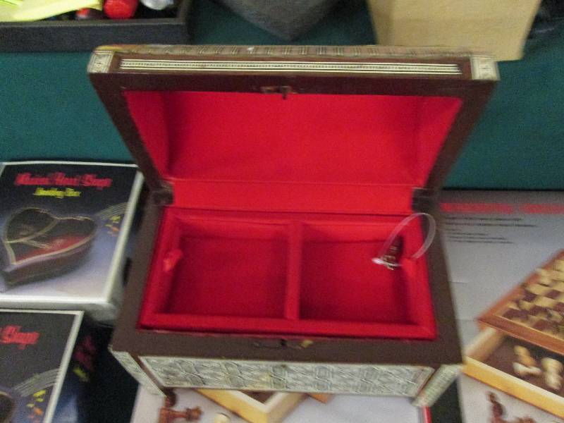 1 chest made in egypt with key reta...