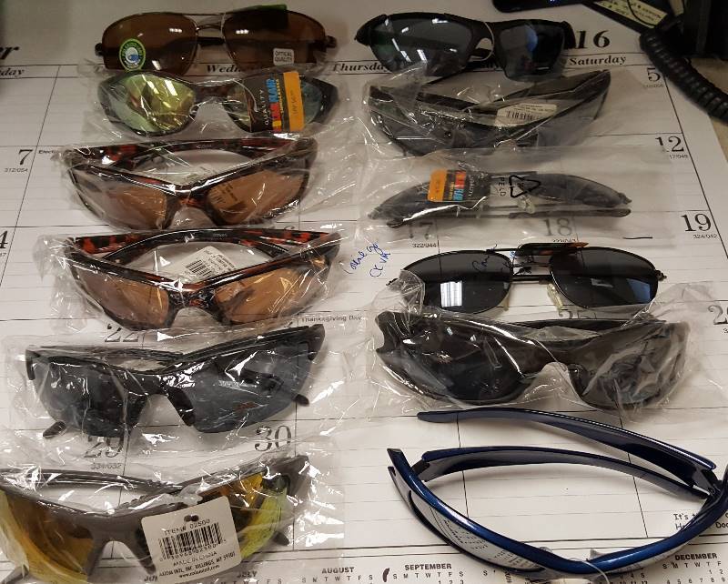 lot 41 image: Lot of twelve sunglass unused