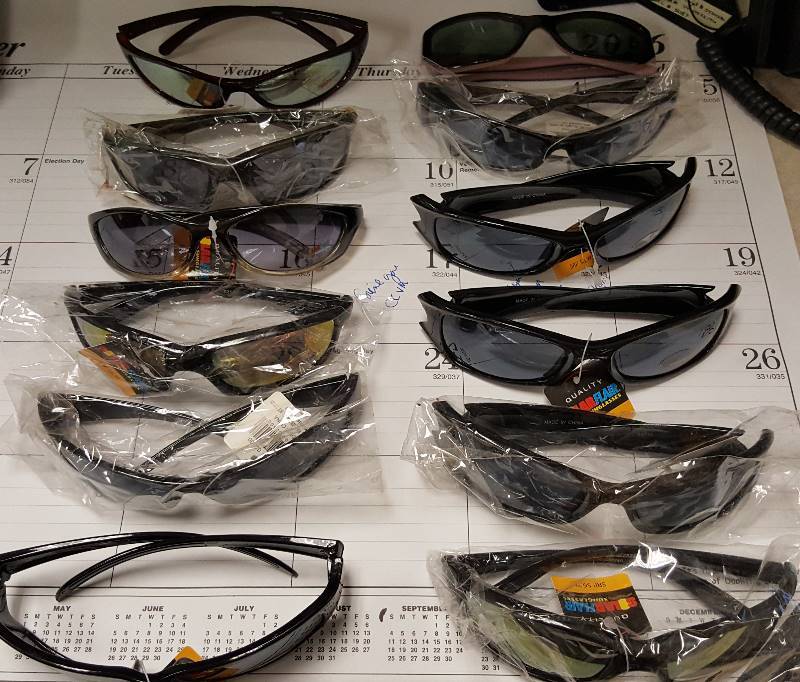 lot 42 image: Lot of twelve sunglass unused