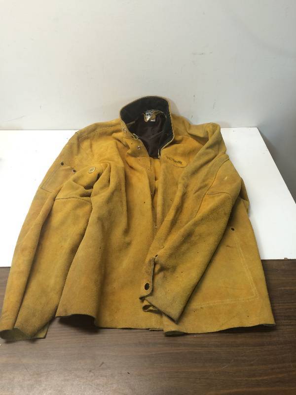 lot 13 image: Welding Coat And Chaps