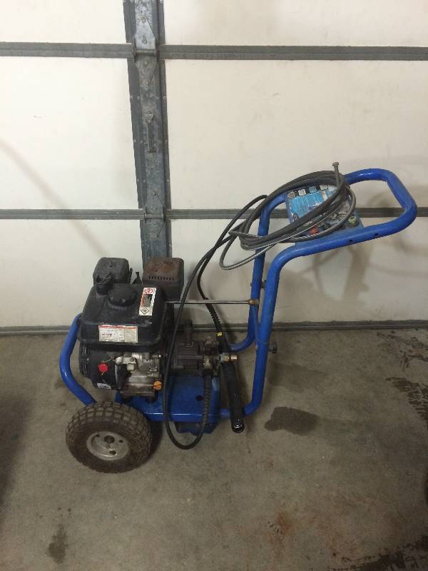 lot 18 image: Pressure Washer