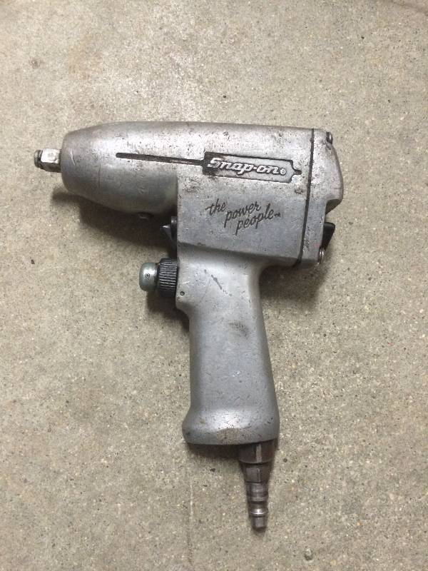 lot 22 image: Snap-On 38 Impact