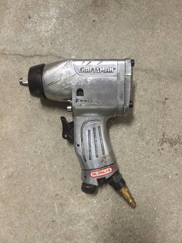 lot 24 image: 38 Craftsman Impact Gun