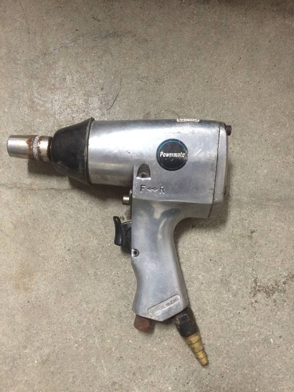 lot 25 image: Powermate 12 Impact Gun