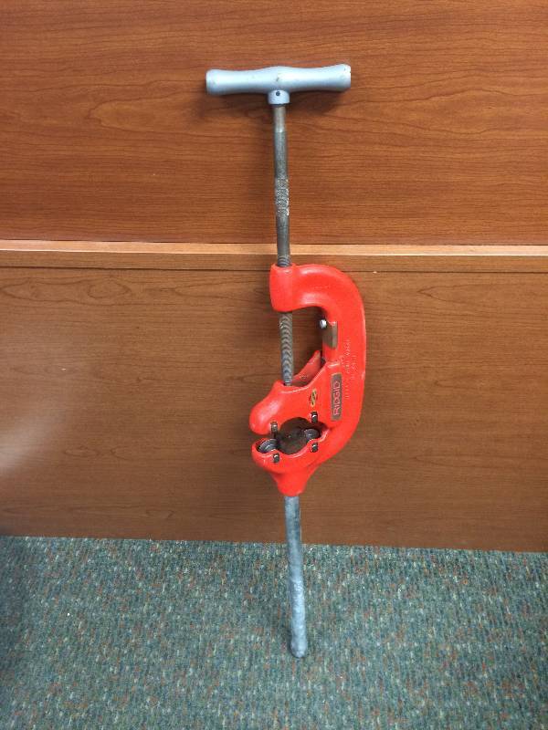 lot 32 image: Rigid Pipe Cutter