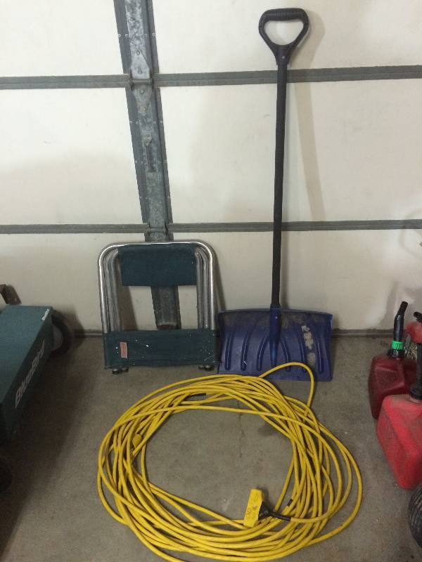 lot 43 image: Extension Cord, Shovel, Seat