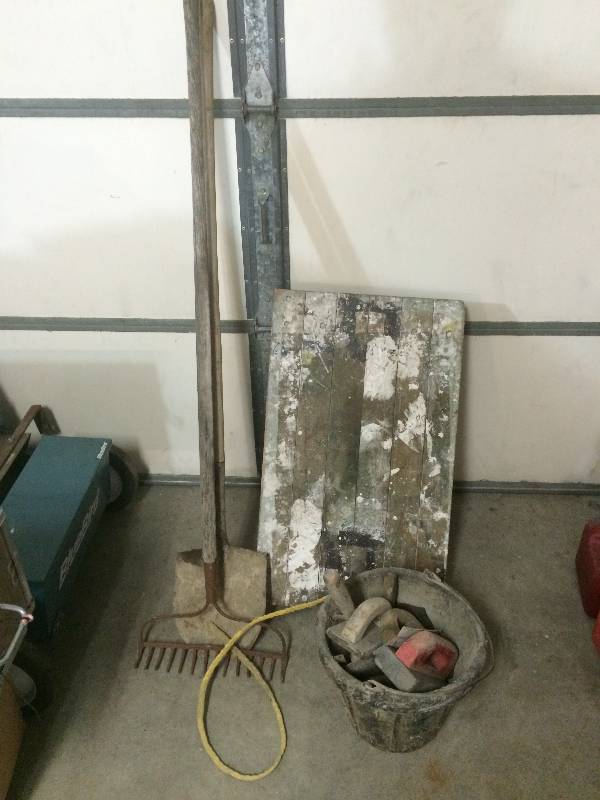 lot 49 image: Assorted Tools