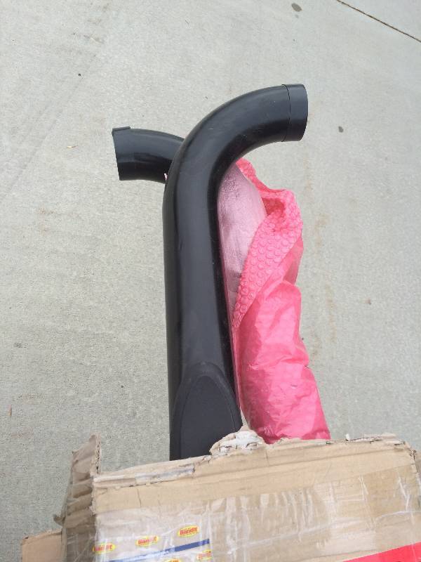 lot 72 image: DeeZee Tubular Side Steps