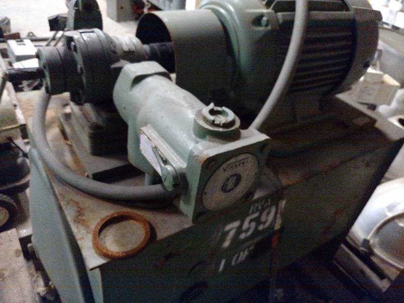 lot 21 image: Hydraulic Unit, 7.5 hp, 3 Phase wit...