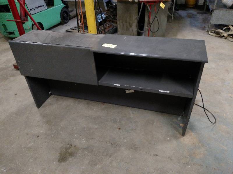 lot 119 image: Steel Overshelf, 6 x 14 with Ligh...