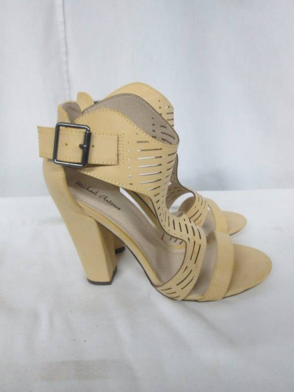 Michael Antonio Womens Knoll City Sandal