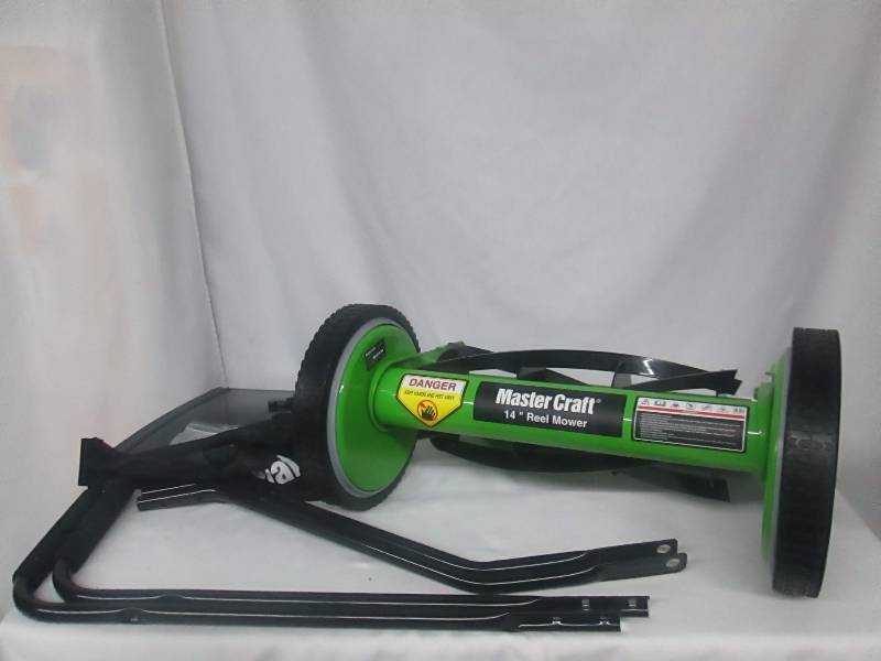 Master Craft 14 Repeat Reel Mower with Bag