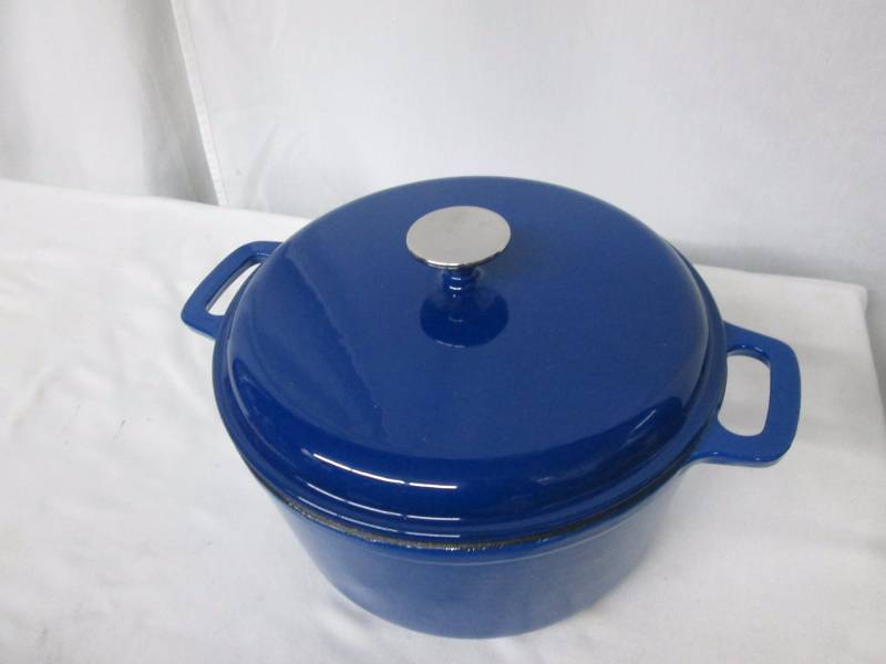 Chefs Mark 6-Qt. Porcelain Enamel Cast Iron Dutch Oven