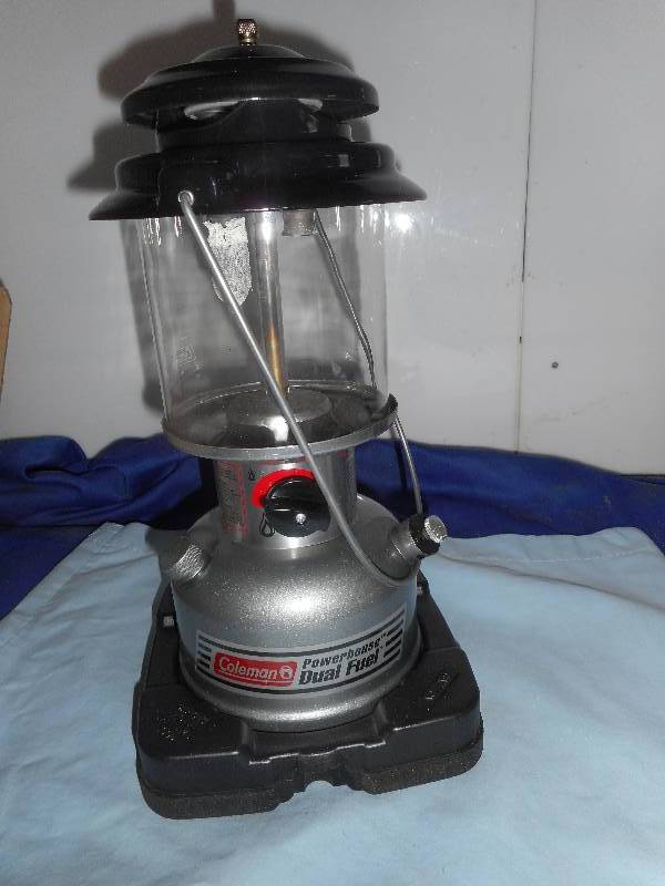 lot 1 image: DUEL COLEMAN LANTERN