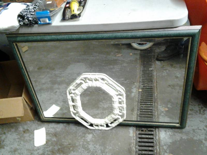 lot 9 image: 2-Mirrors
