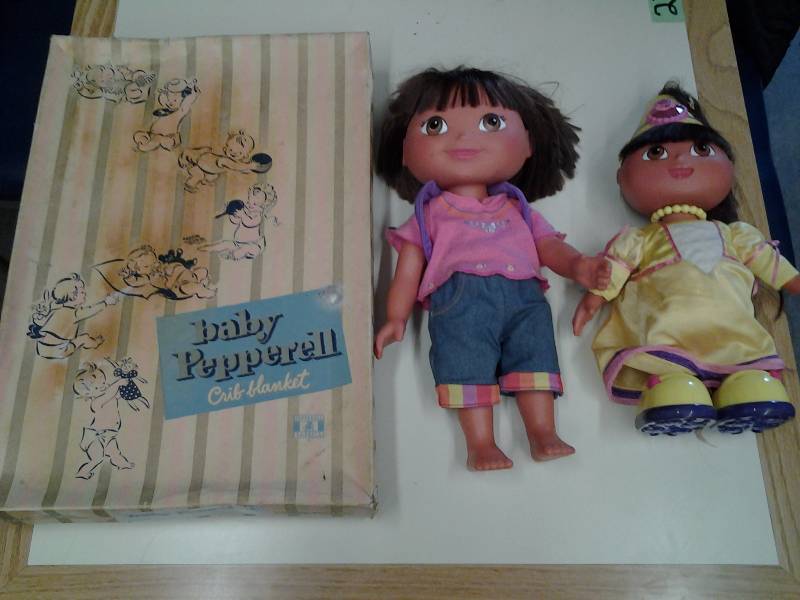 lot 43 image: 2-Dora Dolls, Vintage Peppereill Blanket