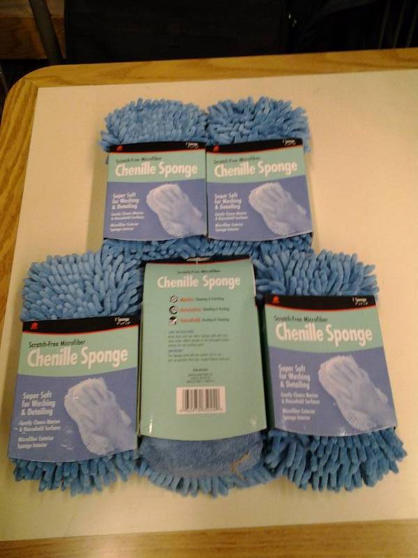 lot 74 image: 5-New Buffalo Brand Micro Fiber Sponges Chenille (Amazon $6.95 Each)
