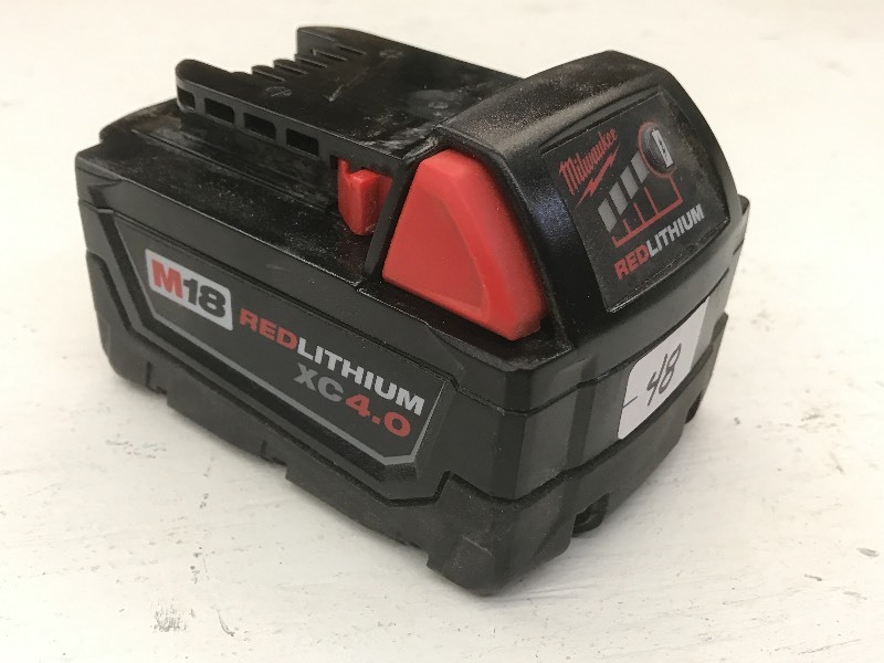 Milwaukee M18 Red Lithium 4.0 Exten...