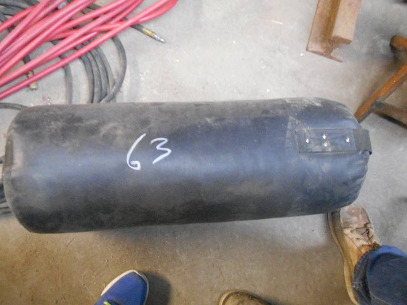 lot 63 image: PUNCHING BAG