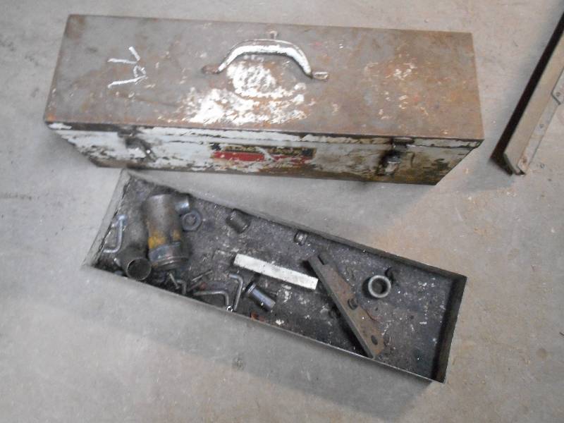 lot 79 image: PORTA POWER SET WITH TOOL BOX