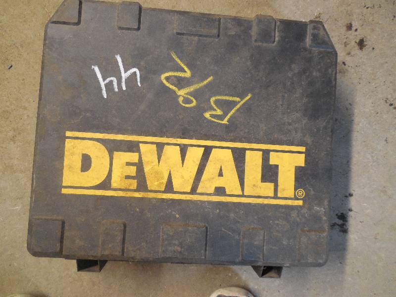 lot 44 image: 2 DEWALT DRILLS WITH CASE