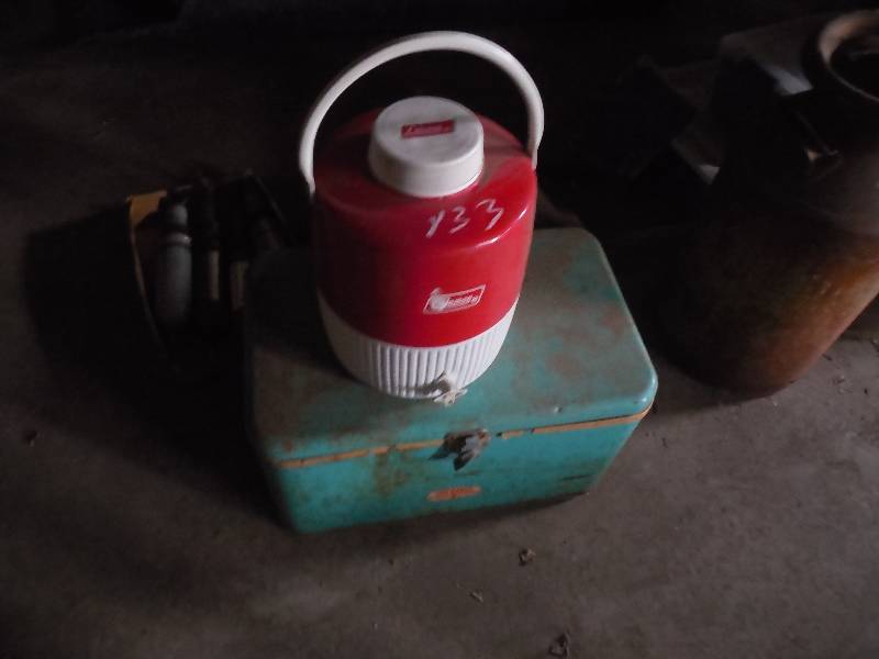 lot 133 image: VINTAGE COOLER AND WATER JUG