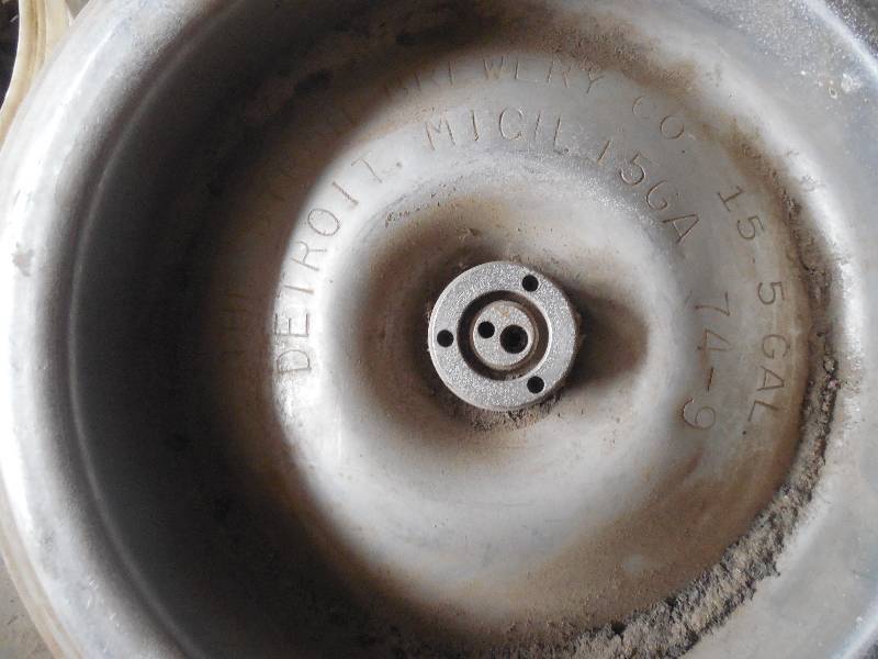 lot 175 image: 15 GALLON KEG