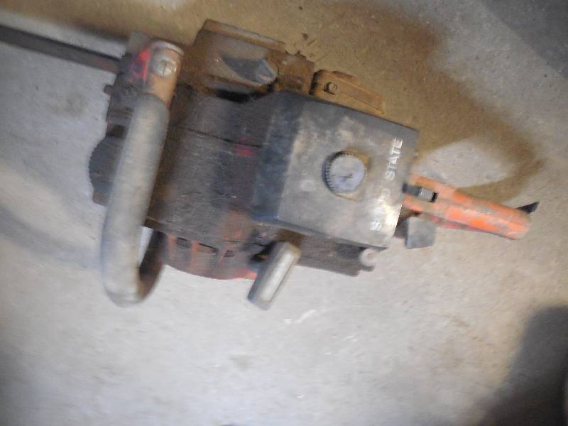 lot 198 image: CRAFTSMAN CHAIN SAW