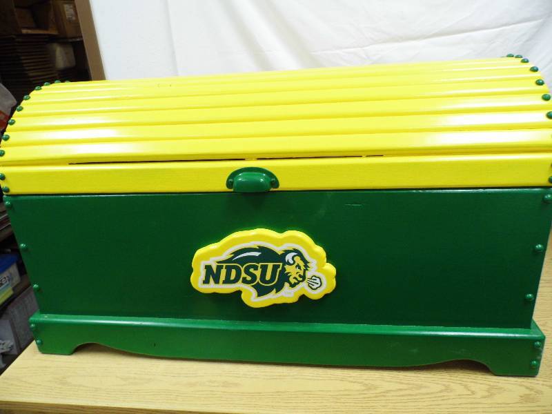 NDSU Bison Trunk